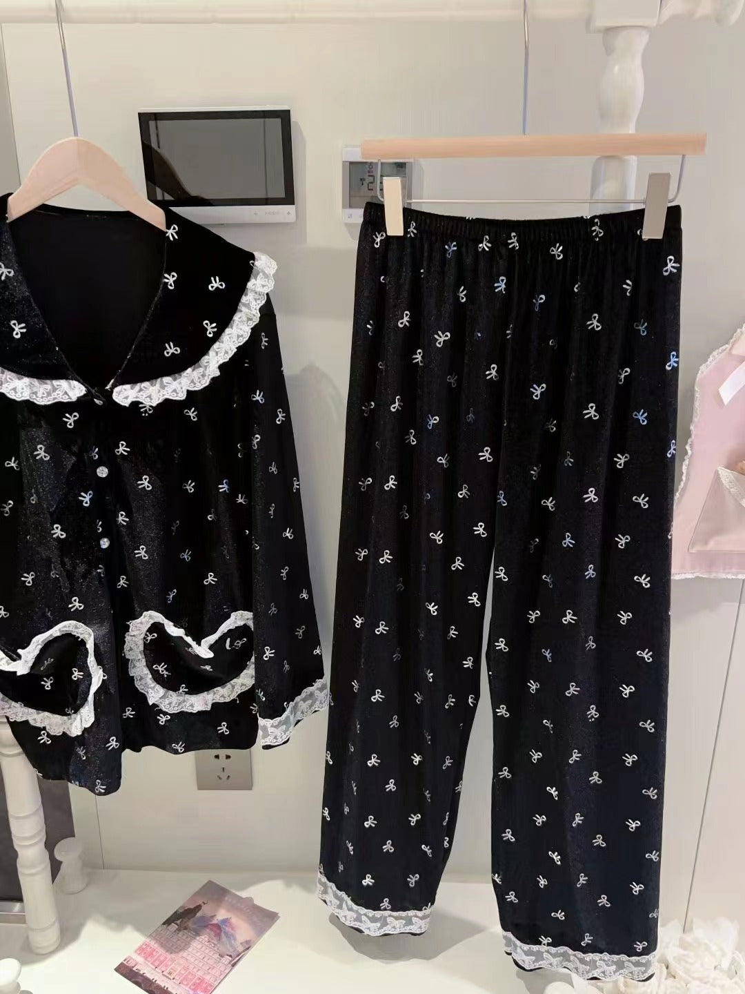 Noir Élégance Velours - collection hiver