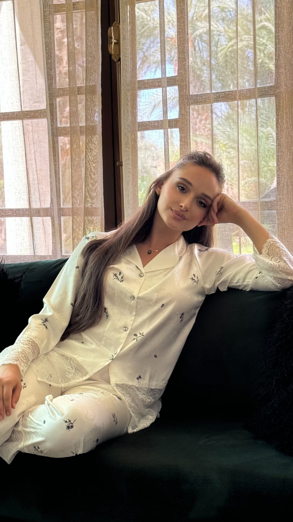 FLORAL BLACK Pyjama